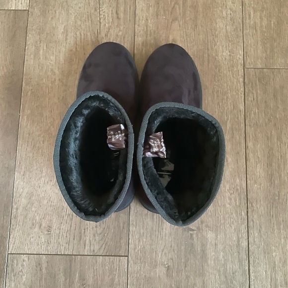 Primark | Shoes | Nwot Primark
Boots - Picture 9 of 11